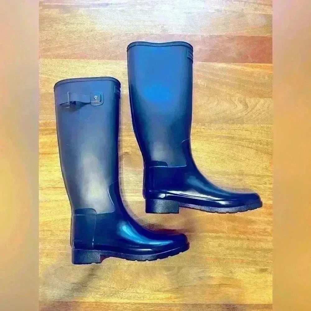 Hunter Rubber Rain Boots | Blue | US 6 | EU 37